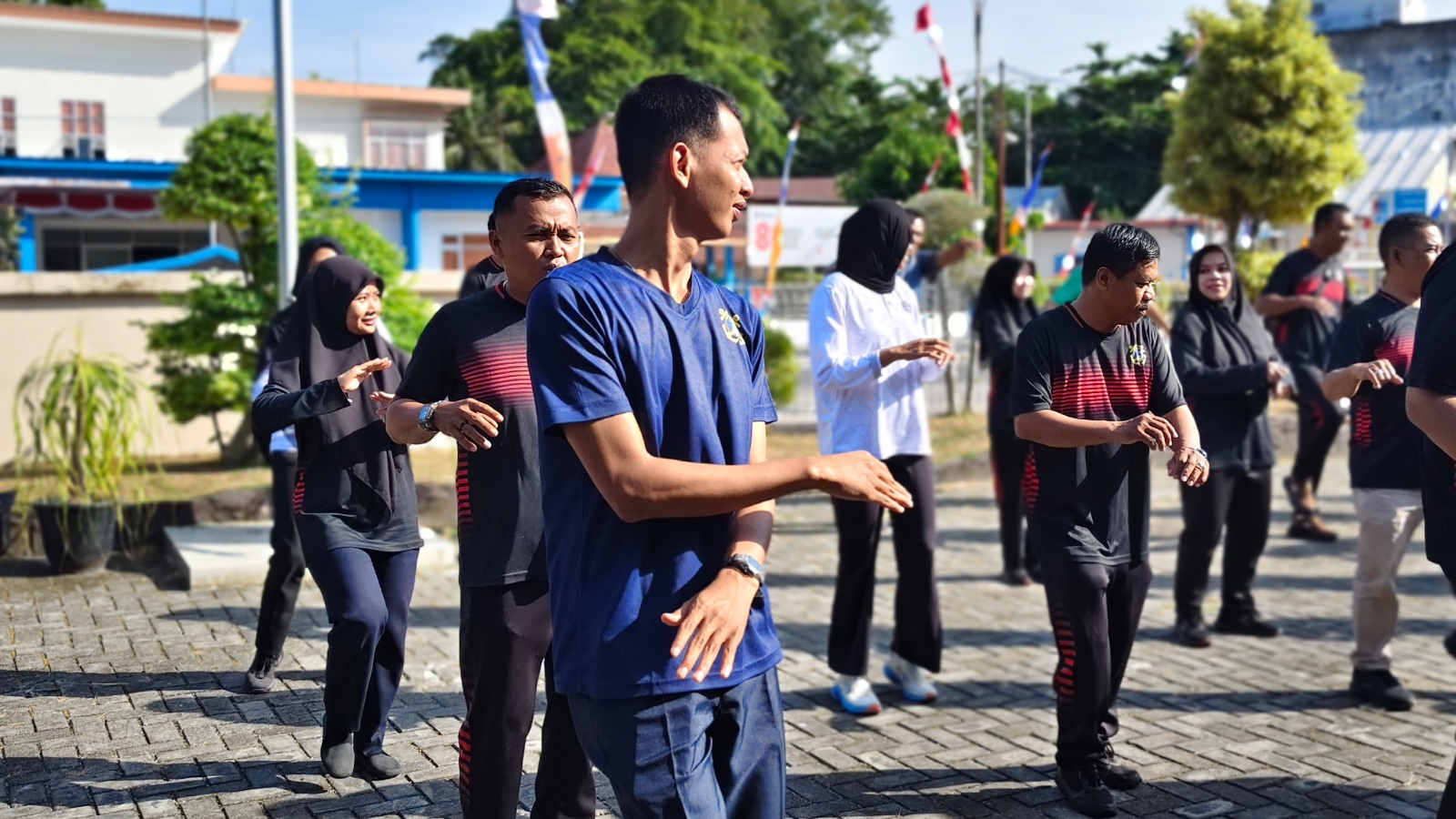 Jaga Kebugaran dan Tingkatkan Kebersamaan, KSOP Kelas IV Tanjung Pandan Gelar Senam Jumat